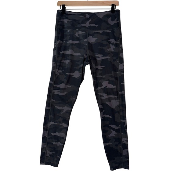 Athleta Pants - Athleta Ultimate Camo 7/8 Tight Gray Black High Rise Pocket Leggings Womens M